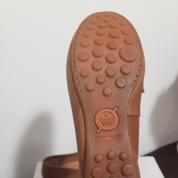 Shoes - Picture 2 of 3